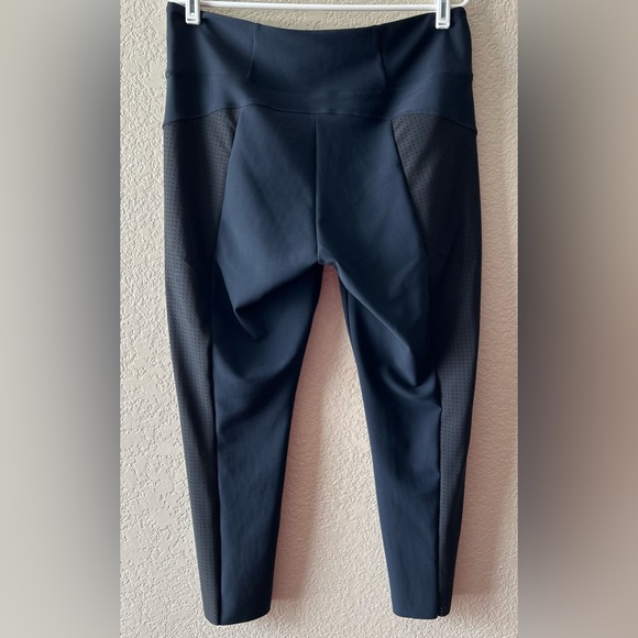 Athleta Stellar Tight Legging Black Navy Blue Colorblock Pants | L - Picture 3 of 9